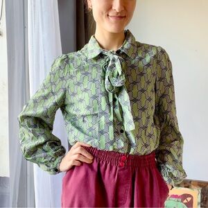 Emerson fry tie neck top in green geometric print